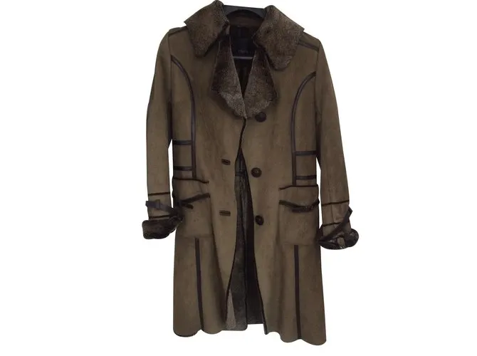 Autre Marque Abrigos, Ropa de calle Castaño 