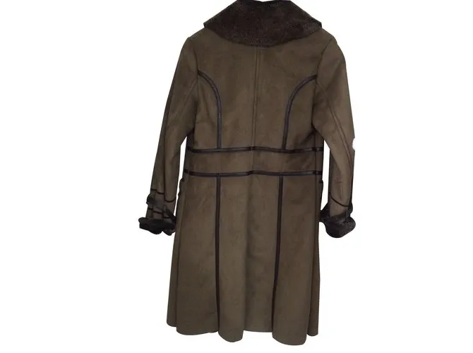 Autre Marque Abrigos, Ropa de calle Castaño 