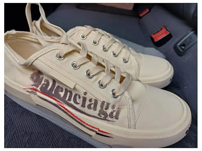 Balenciaga Zapatillas Blanco roto 