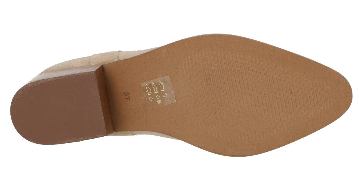 Botas camperas de serraje con calados para mujer