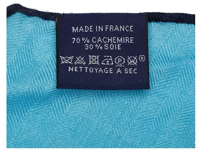 Bufanda de cachemira y seda de Hermès 110cm x 37cm Rosanji en excelente estado Azul 