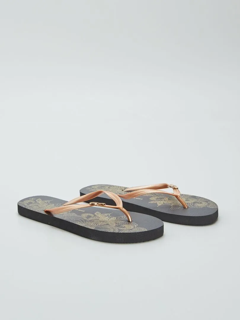 CHANCLAS DE PIñAS  NEGRO