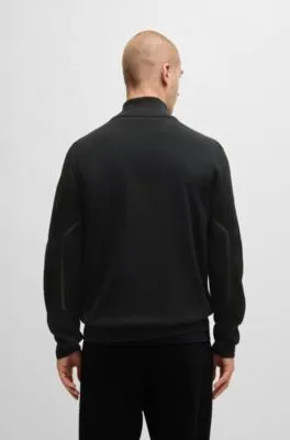 Chaqueta de punto con propiedades termorreguladoras