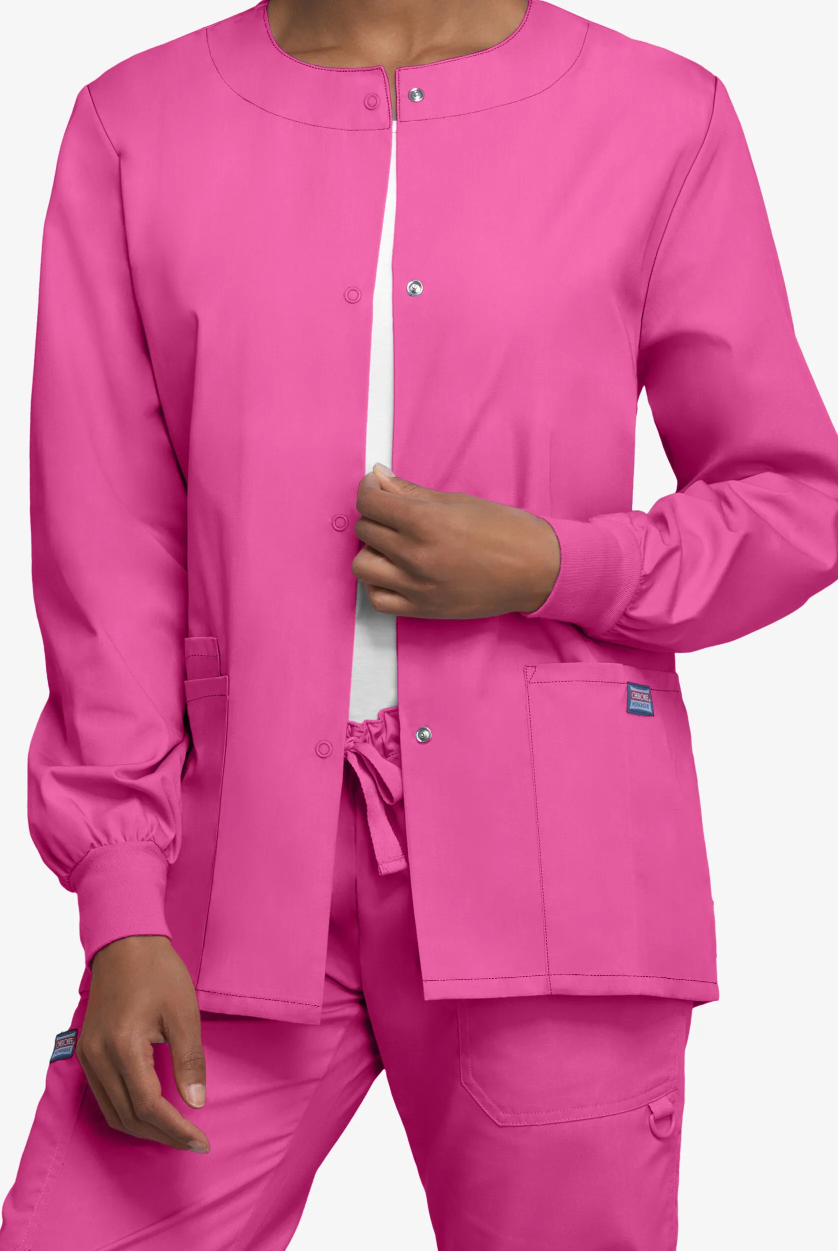 Chaqueta médica abrigada Cherokee Workwear con botones a presión y 3 bolsillos para mujer