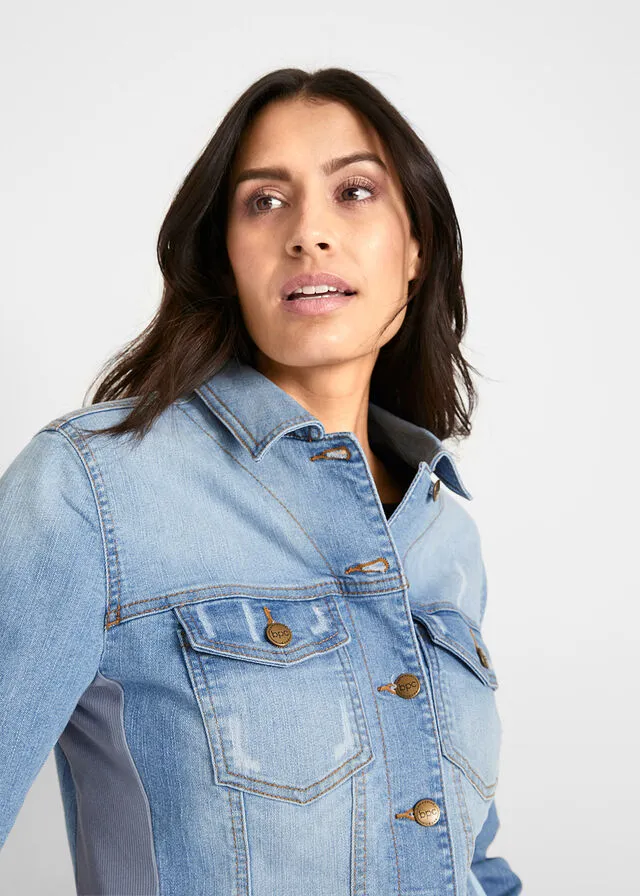 Chaqueta vaquera con cinta de terciopelo lateral azul blanqueado