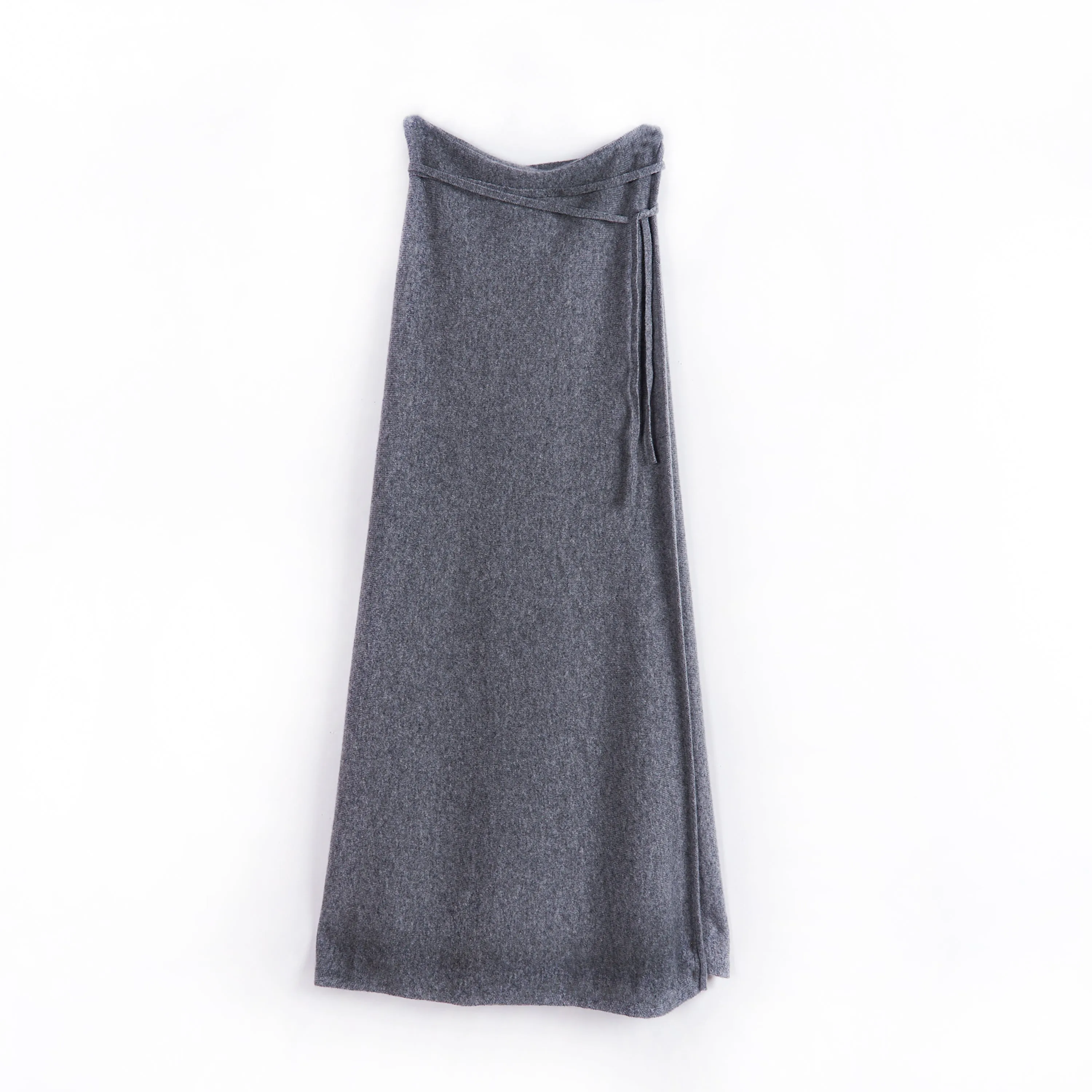 Falda Cashmere knitted wrapped