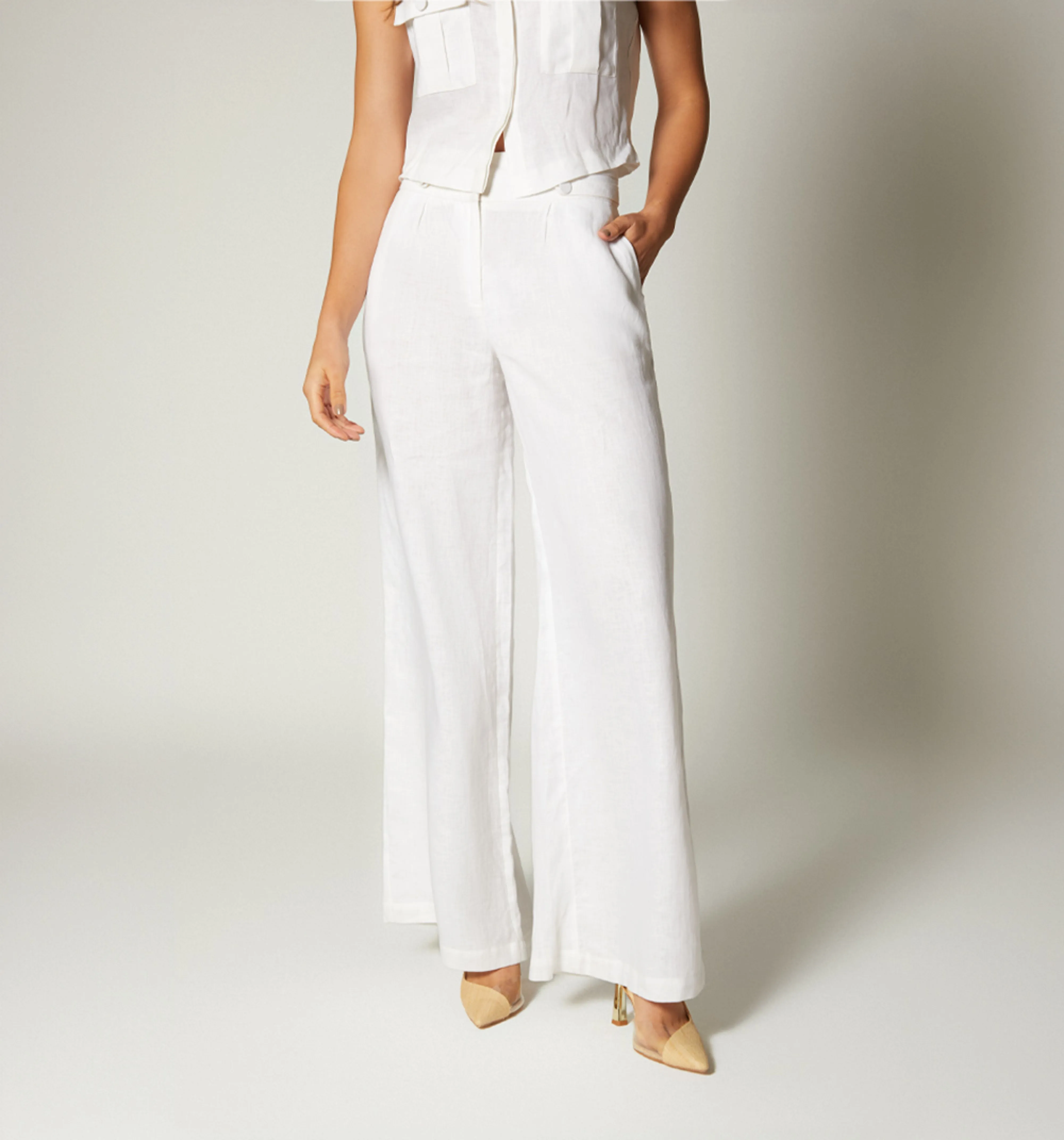 Pantalon palazzo con detalle en pretina