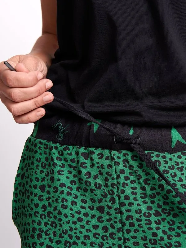 PANTALÓN "ANIMAL PRINT" VERDE