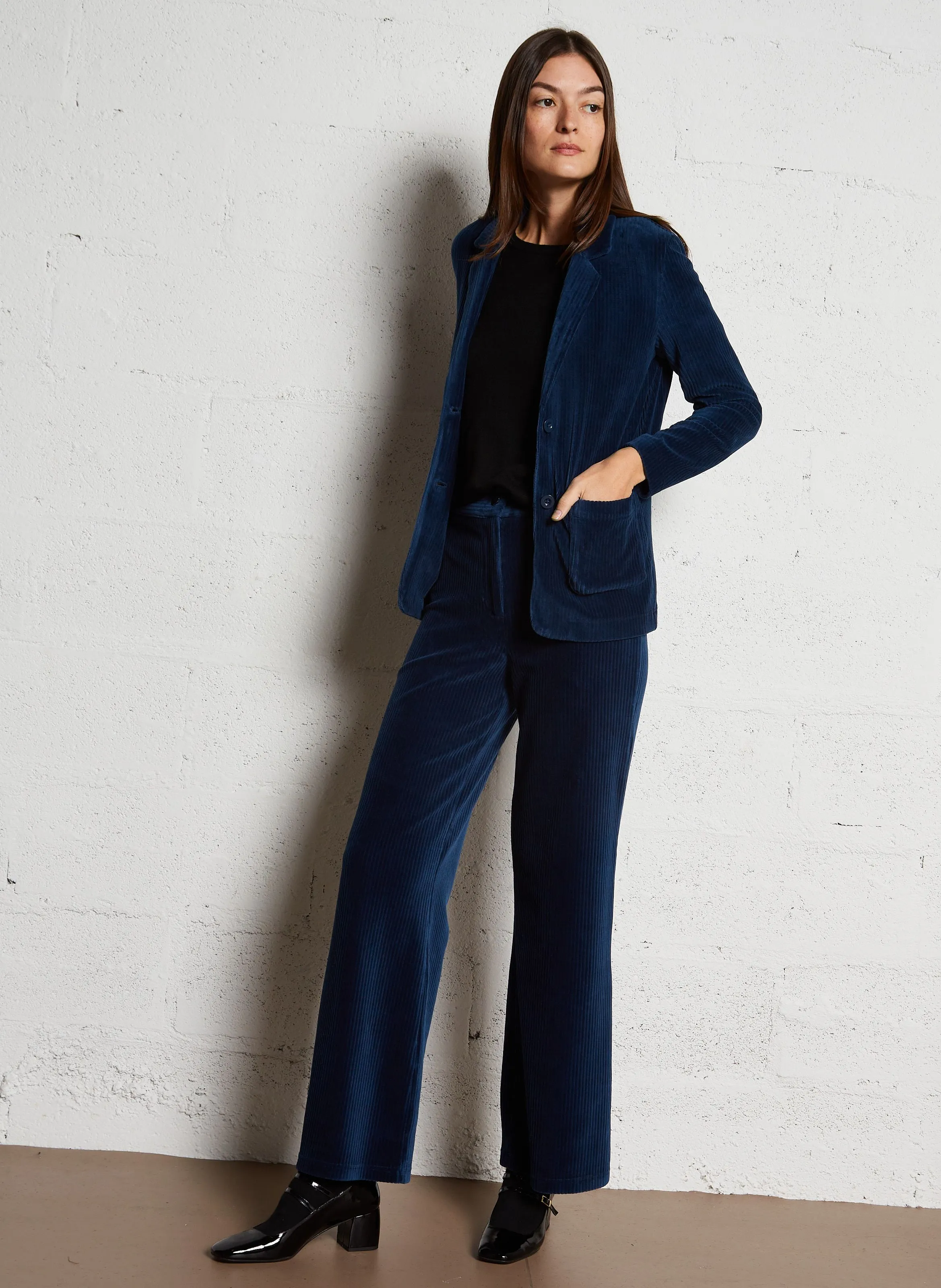 Pantalón acampanado de algodón mezclado en azul