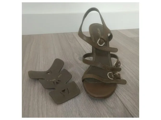 Sandalias de cuero Sergio Rossi con tacones altos Castaño 