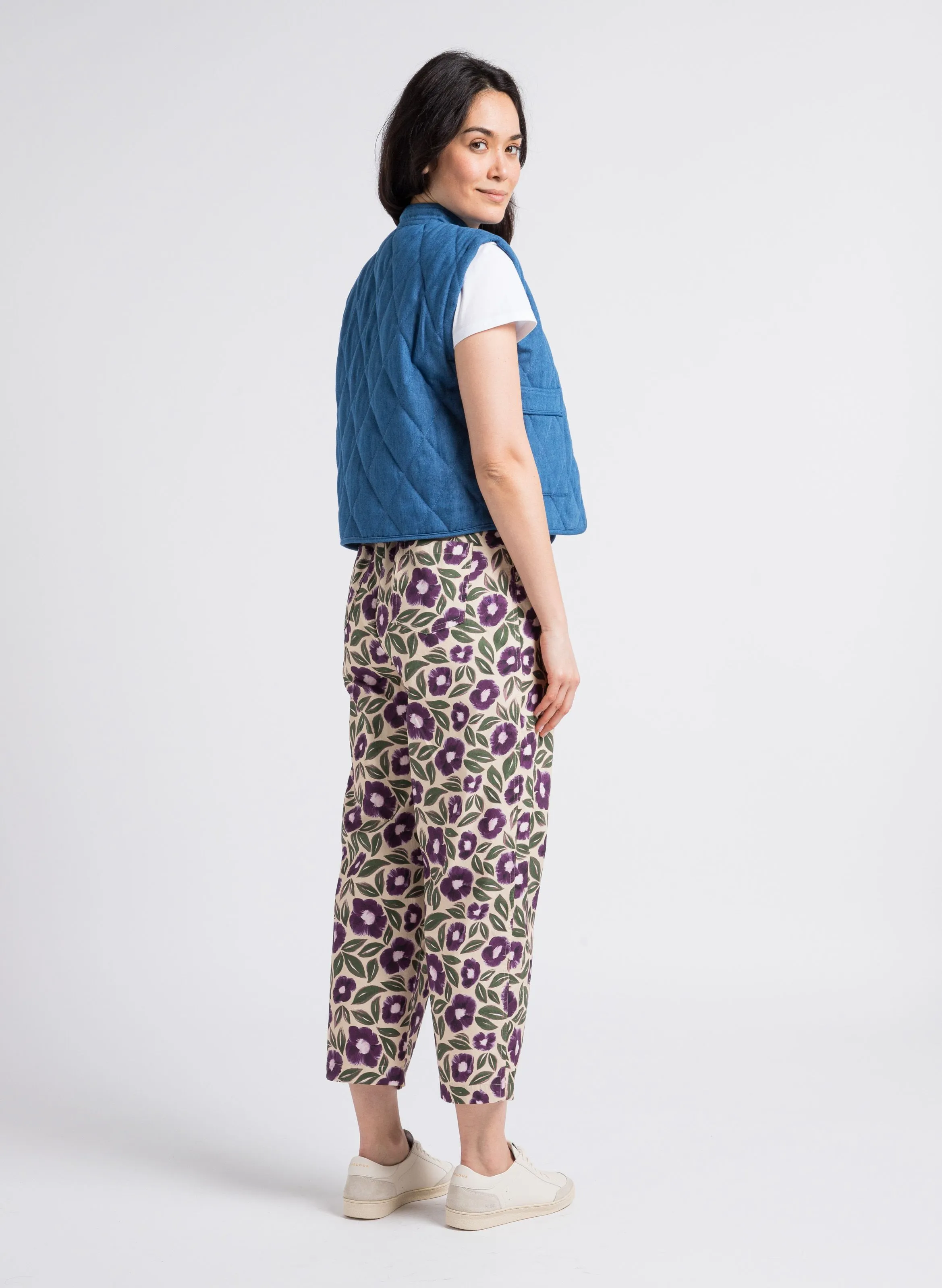 THE KORNER Pantalón recto de algodón estampado en beige