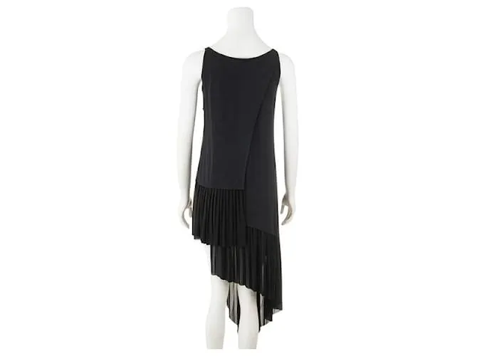 Túnica plisada asimétrica de Donna Karan Negro 