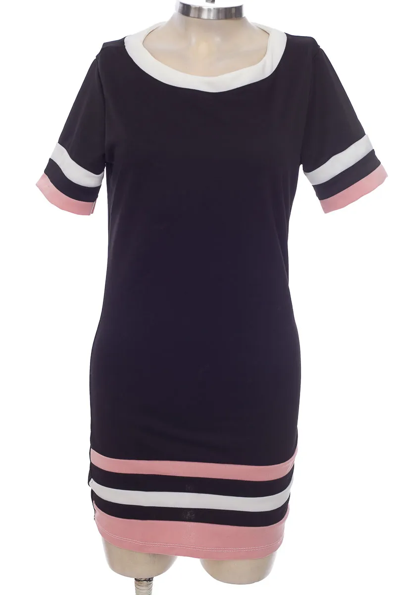 VESTIDO / ENTERIZO COLOR NEGRO  CLOSEANDO