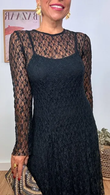 Vestido Encaje Evasé Negro