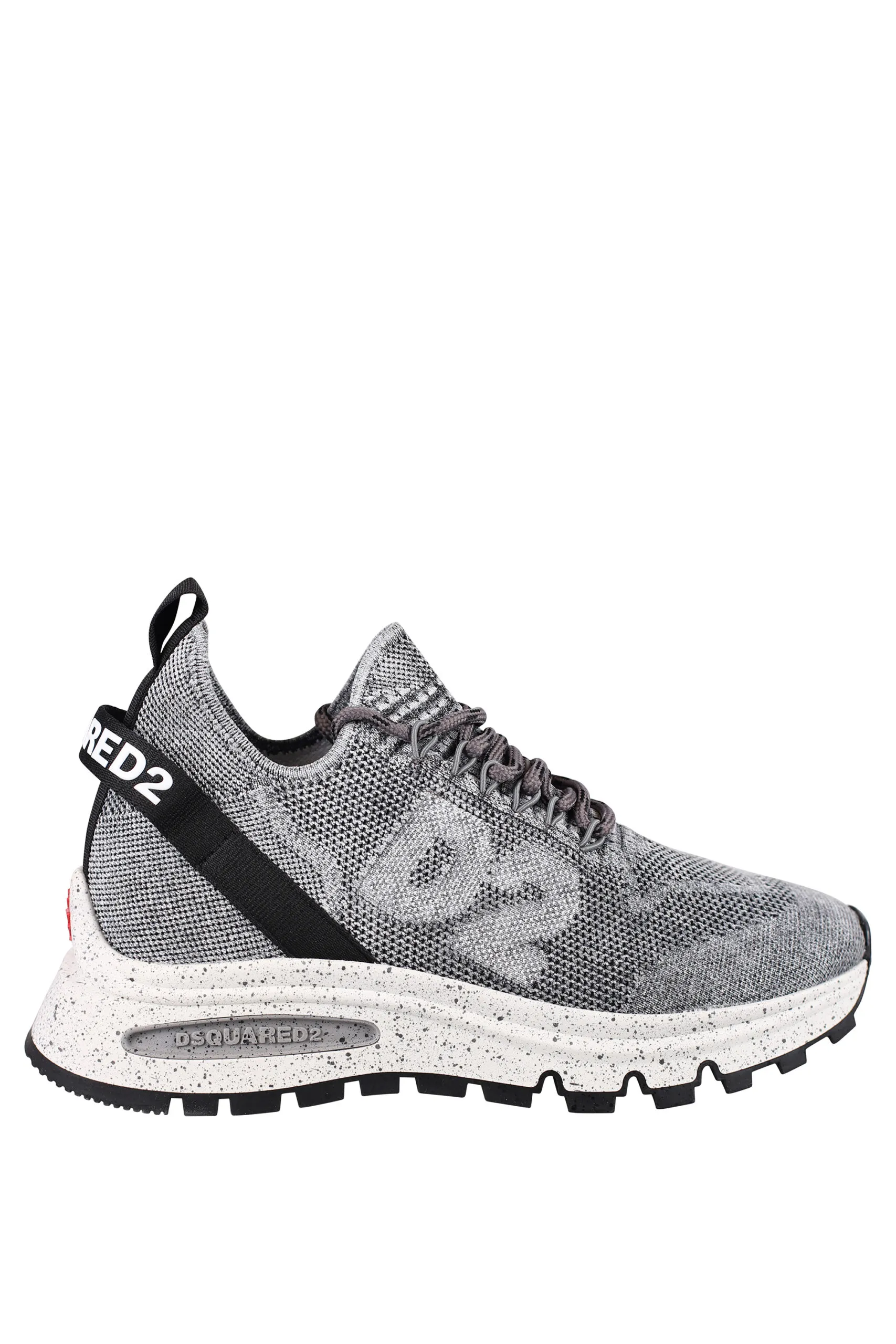 Zapatillas grises con logo pequeño blanco y 